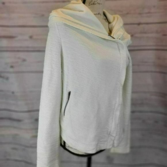 Anthropologie Tops - Saturday Sunday Side Zipper Knit Hoodie -S